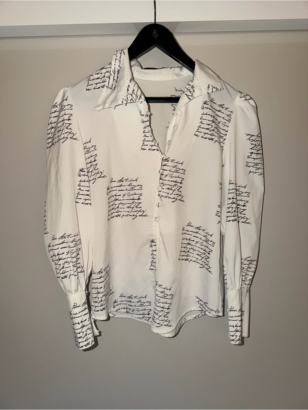 White Script-Print Long Sleeve Shirt - Men